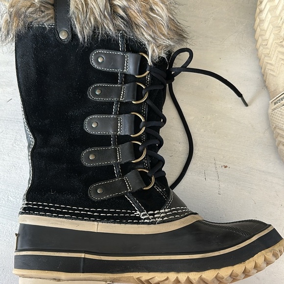 Sorel Women’s Joan of Arctic Waterproof Winter Boots Black Suede Rubber Size 7 - Picture 8 of 16